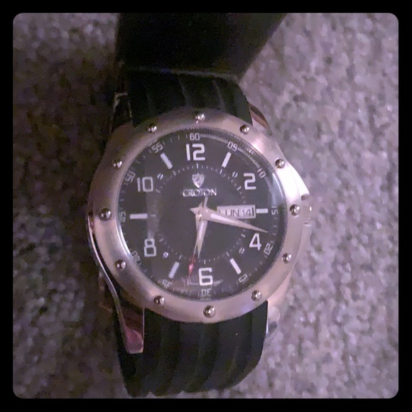Croton Watch - Picture 1 of 2